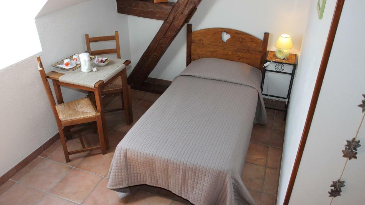 Auberge Du Goutarou Saint-Michel-les-Portes Exterior foto